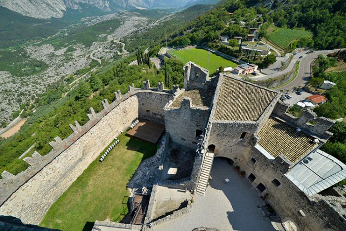 Top 5 castles on Lake Garda Trentino Autumn Culture Spring Summer Winter  
