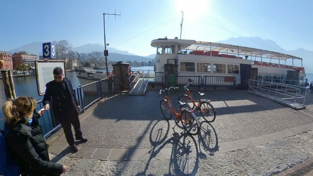Fahrräder und Fähren: Die perfekte Kombination, um den Garda Trentino zu entdecken Sommer Tipps  
