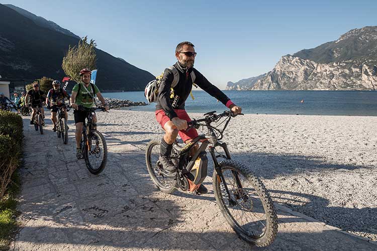 Top 5 percorsi e-mtb sul Lago di Garda Trentino Autunno Estate Inverno Outdoor Primavera  