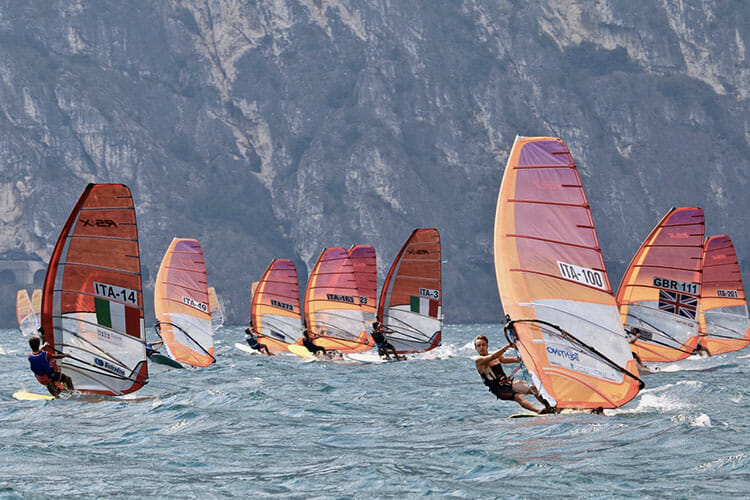 Die letzten Regatten am Gardasee Trentino: Ein hochspannender Saisonausklang Events  